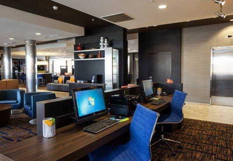 Courtyard By Marriott York Exterior foto