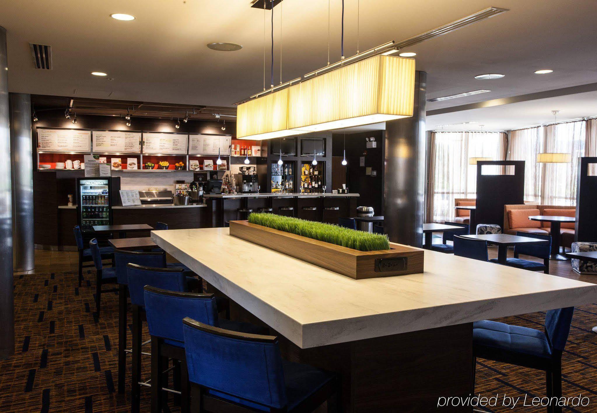Courtyard By Marriott York Exterior foto