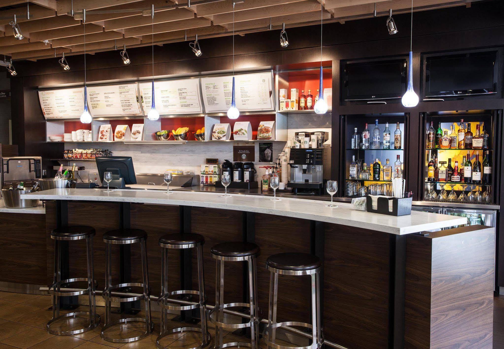 Courtyard By Marriott York Exterior foto