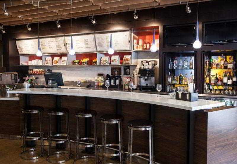 Courtyard By Marriott York Exterior foto