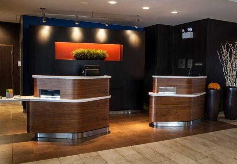 Courtyard By Marriott York Exterior foto