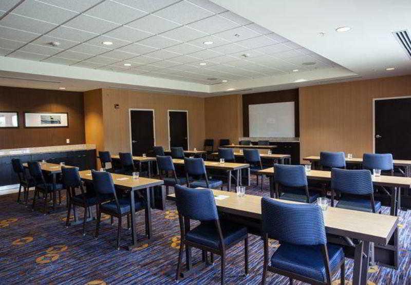 Courtyard By Marriott York Exterior foto