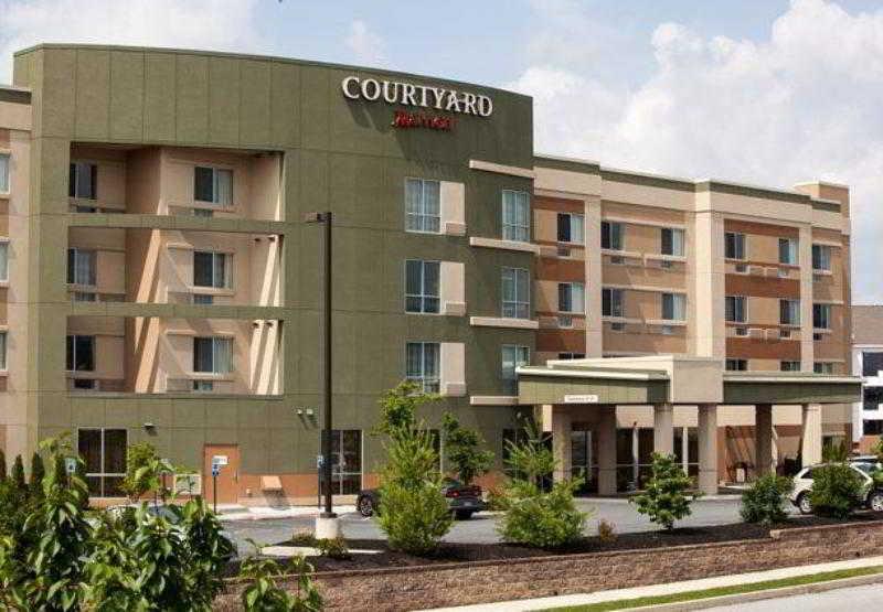 Courtyard By Marriott York Exterior foto