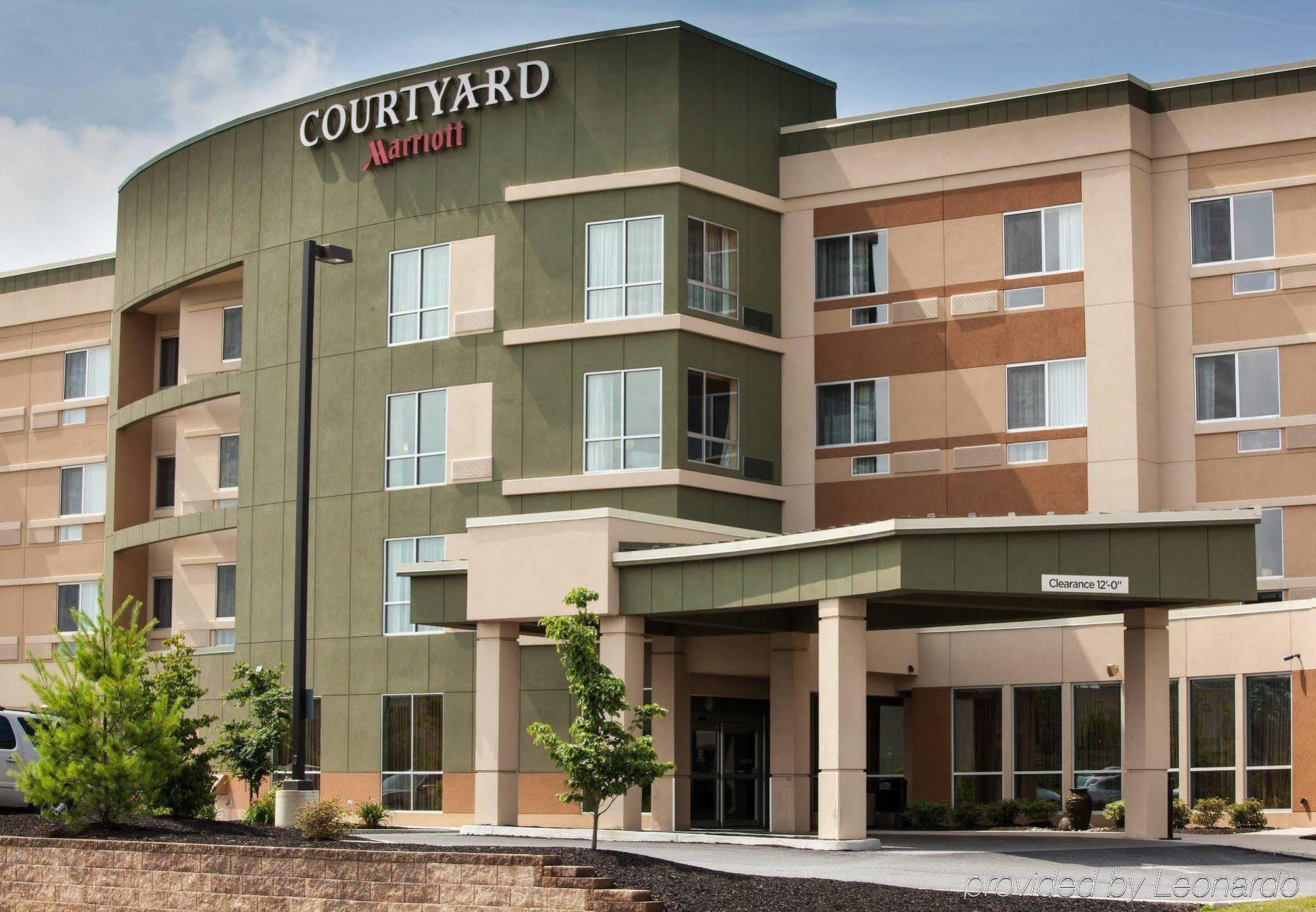 Courtyard By Marriott York Exterior foto