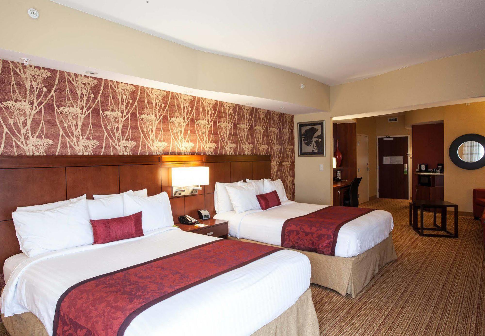 Courtyard By Marriott York Exterior foto
